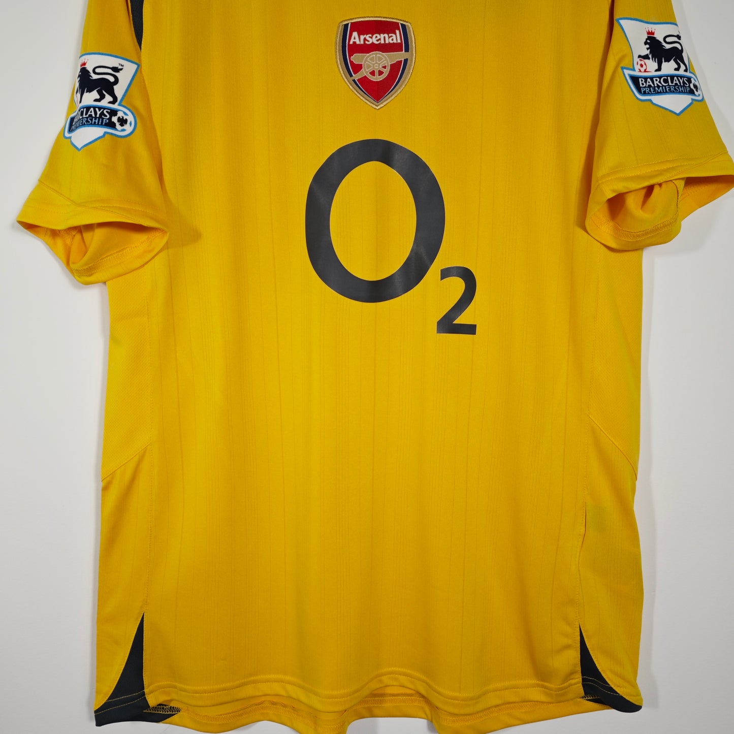 Bergkamp #10 |Arsenal Away 05/06